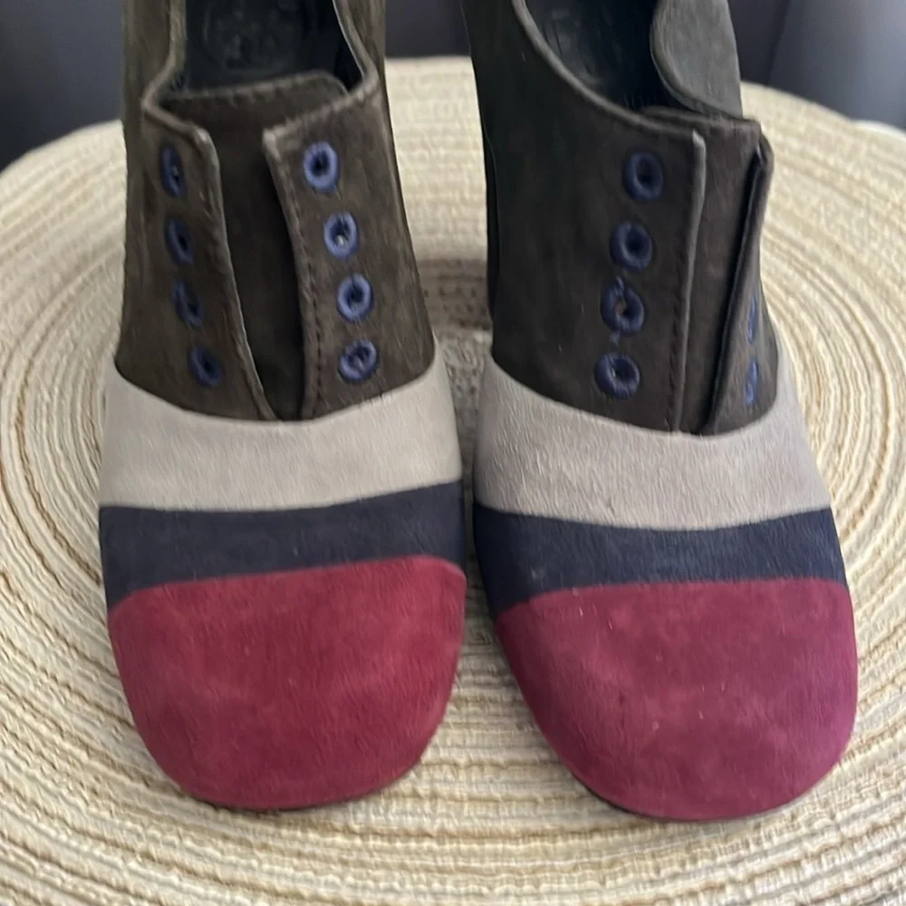 Tory Burch Suede‎ leather colorblock pattern pumps heels sz 6